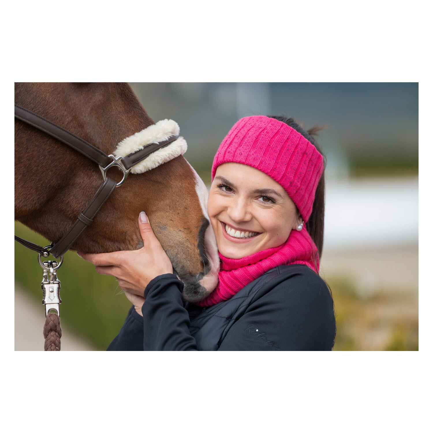 RIDE now Neckwarmer mit Glitzersteinen – Ansicht 3