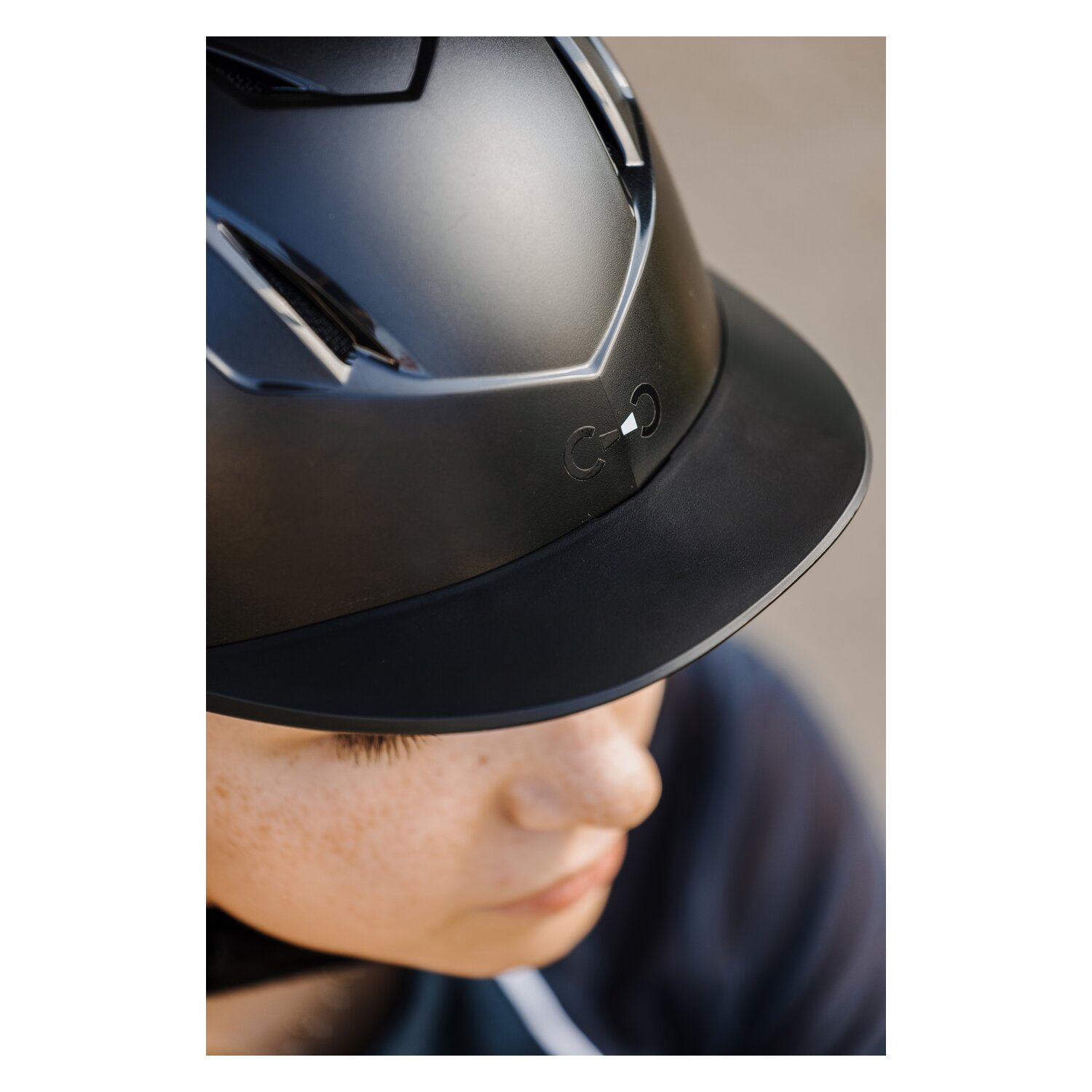 RIDING WORLD Reithelm Topy – Ansicht 9