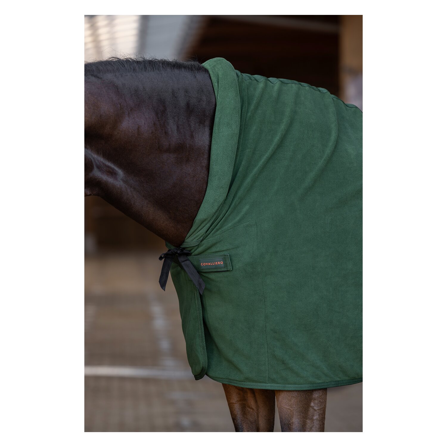 Covalliero Abschwitzdecke mit Halsteil &ndash; Ansicht 4