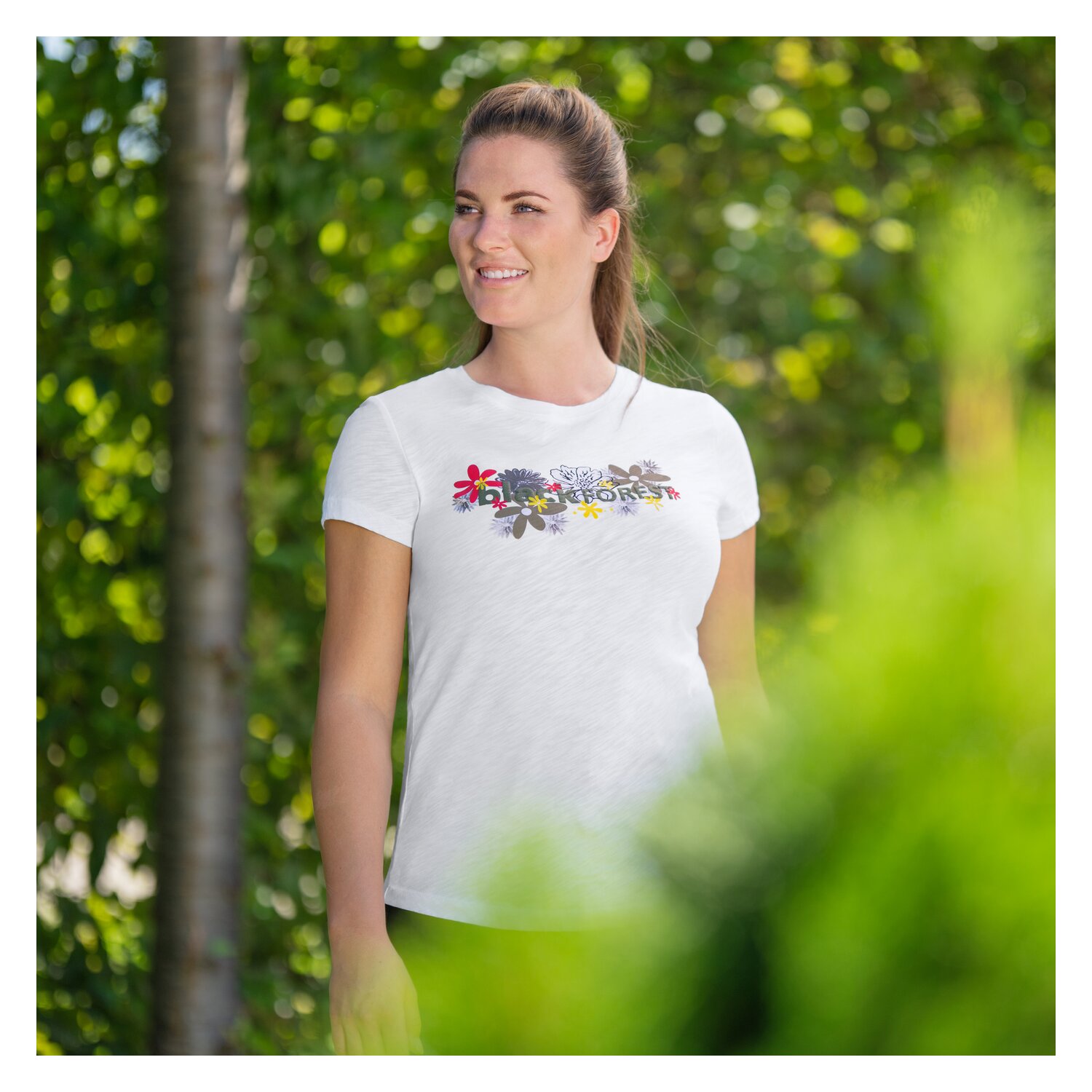 black forest T-Shirt mit Print – Ansicht 2