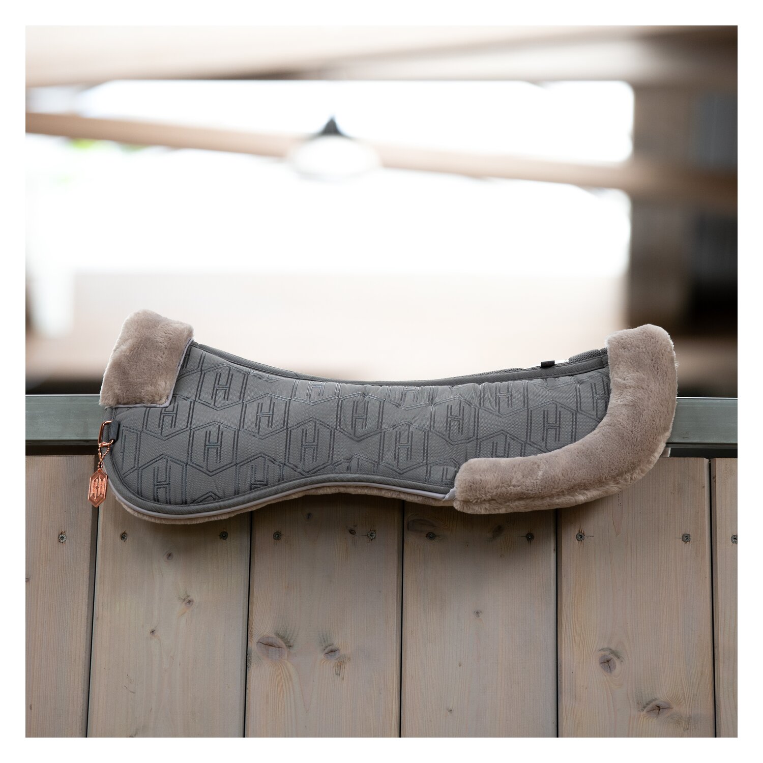 ESKADRON Heritage Sattelpad Micro FauxFur – Ansicht 2