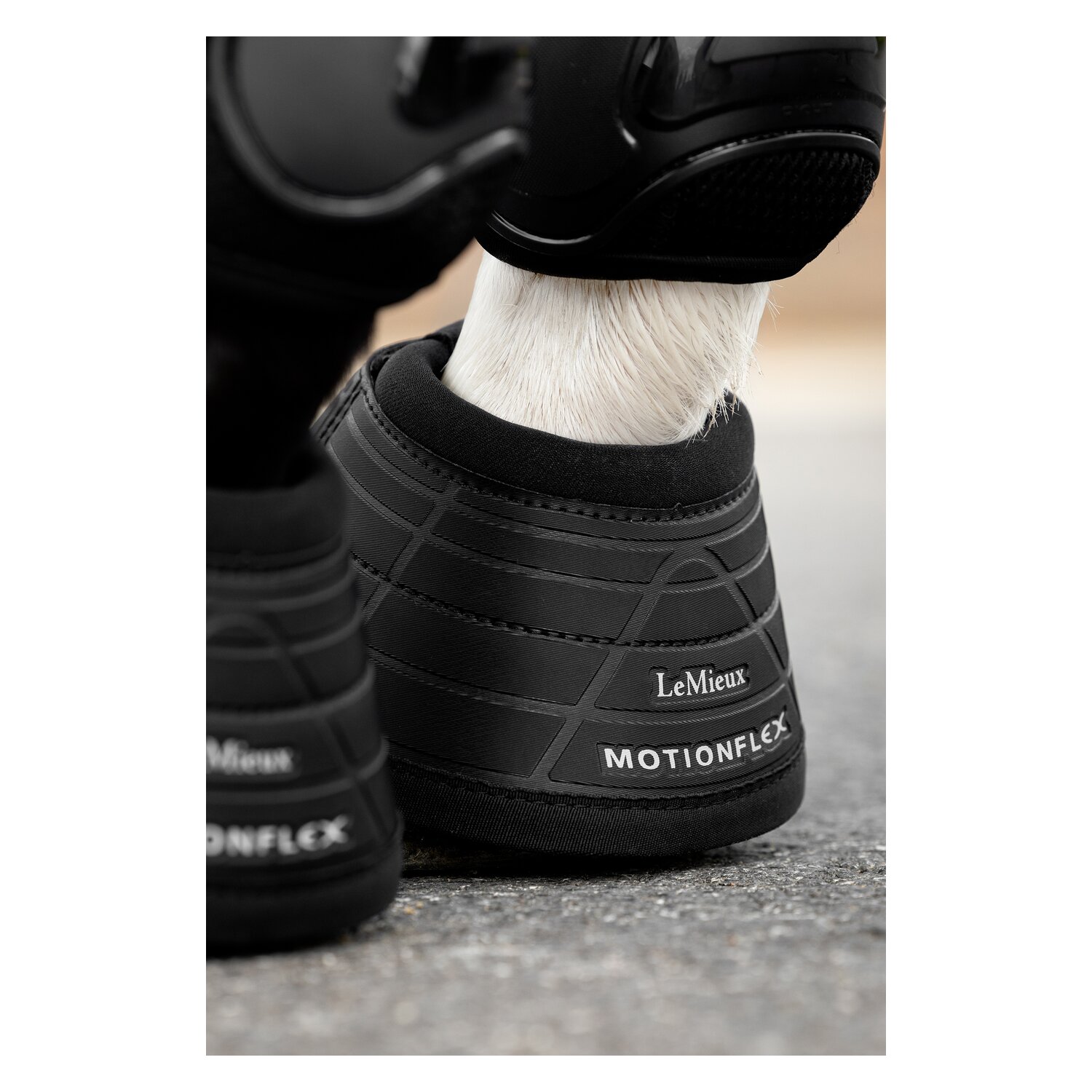 LeMieux Core Hufglocken MotionFlex OverReach V – Ansicht 4