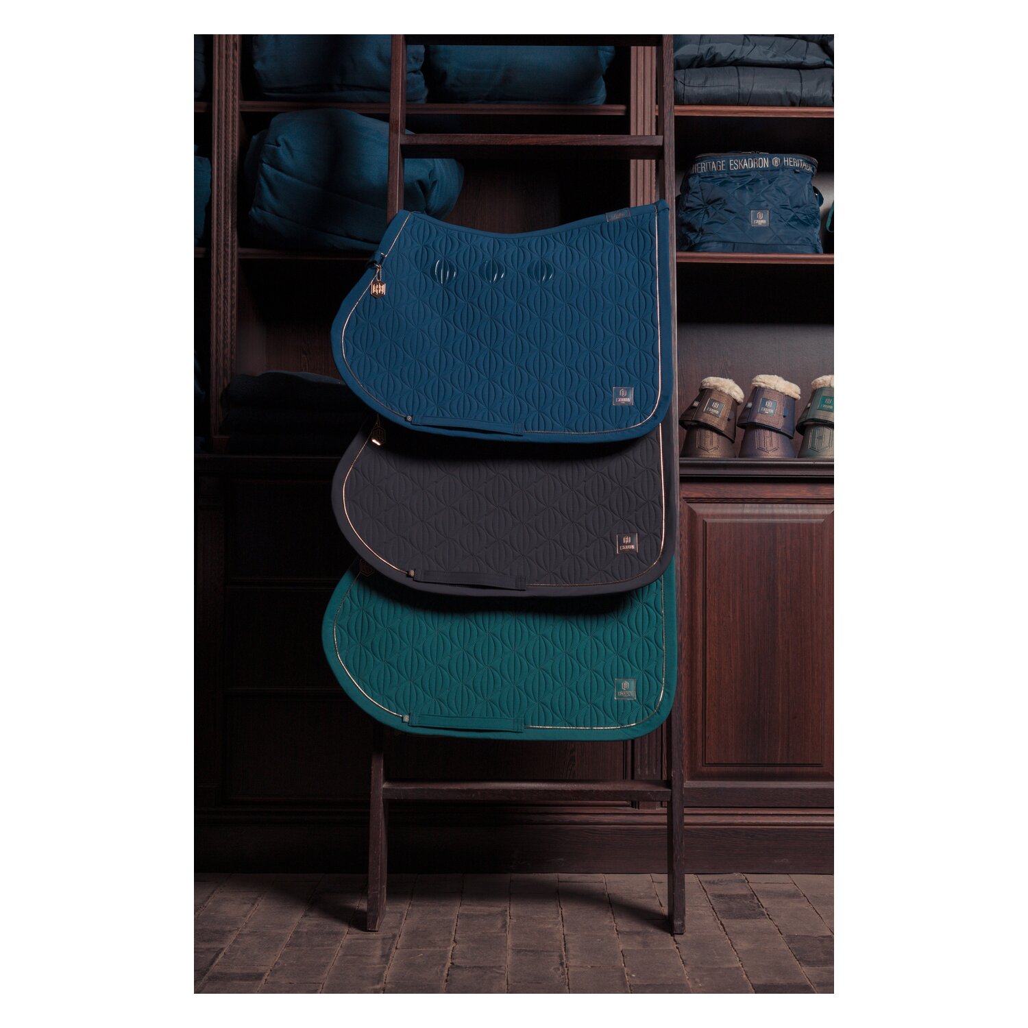 ESKADRON Heritage Schabracke Softshell Emblem – Ansicht 3