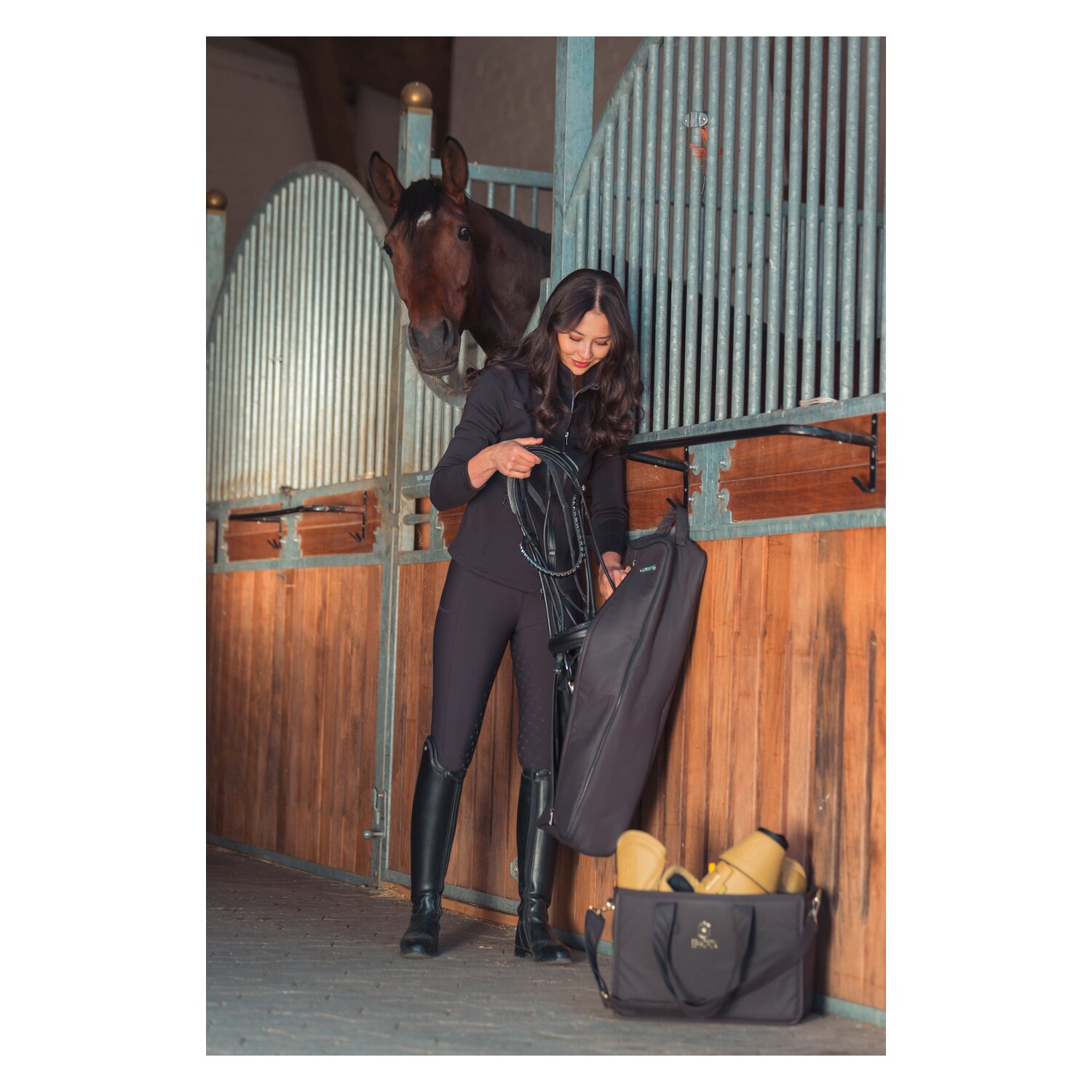 ESKADRON Heritage Trensentasche Faux Leather – Ansicht 2