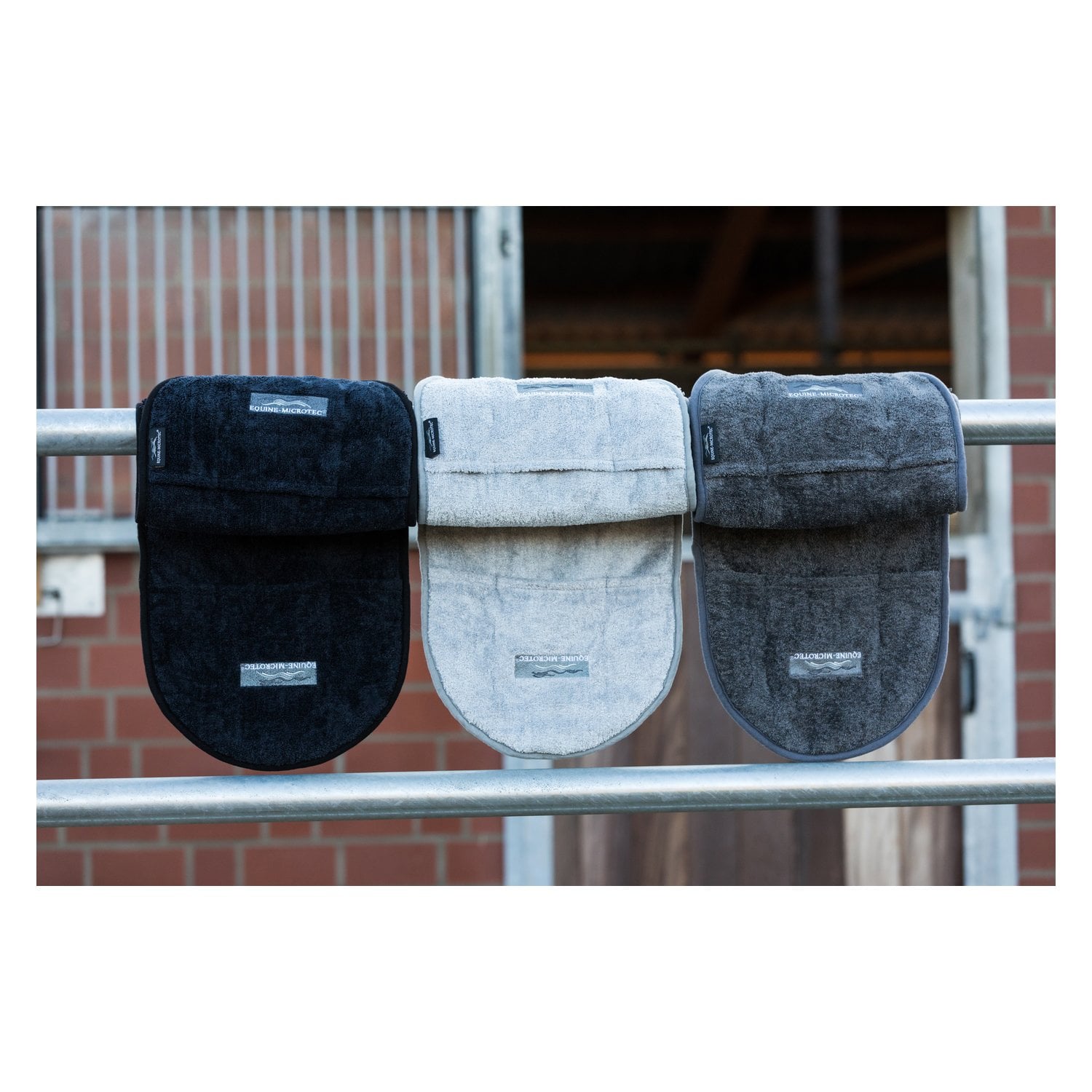 EQUINE-MICROTEC Wohlfühl- und Massagehandtuch Care &ndash; Ansicht 5