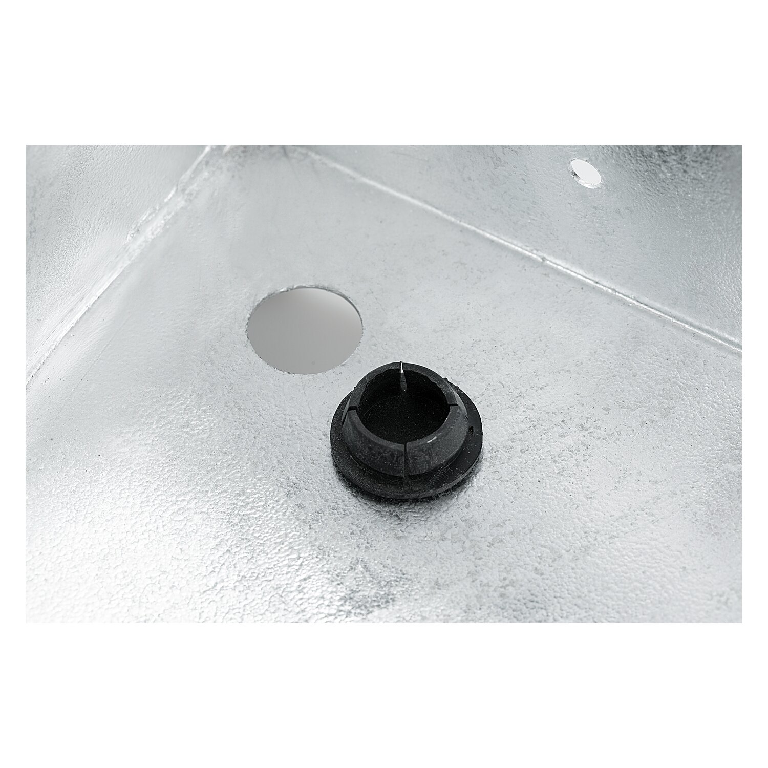 KERBL Halbrunder Futtertrog – Ansicht 3