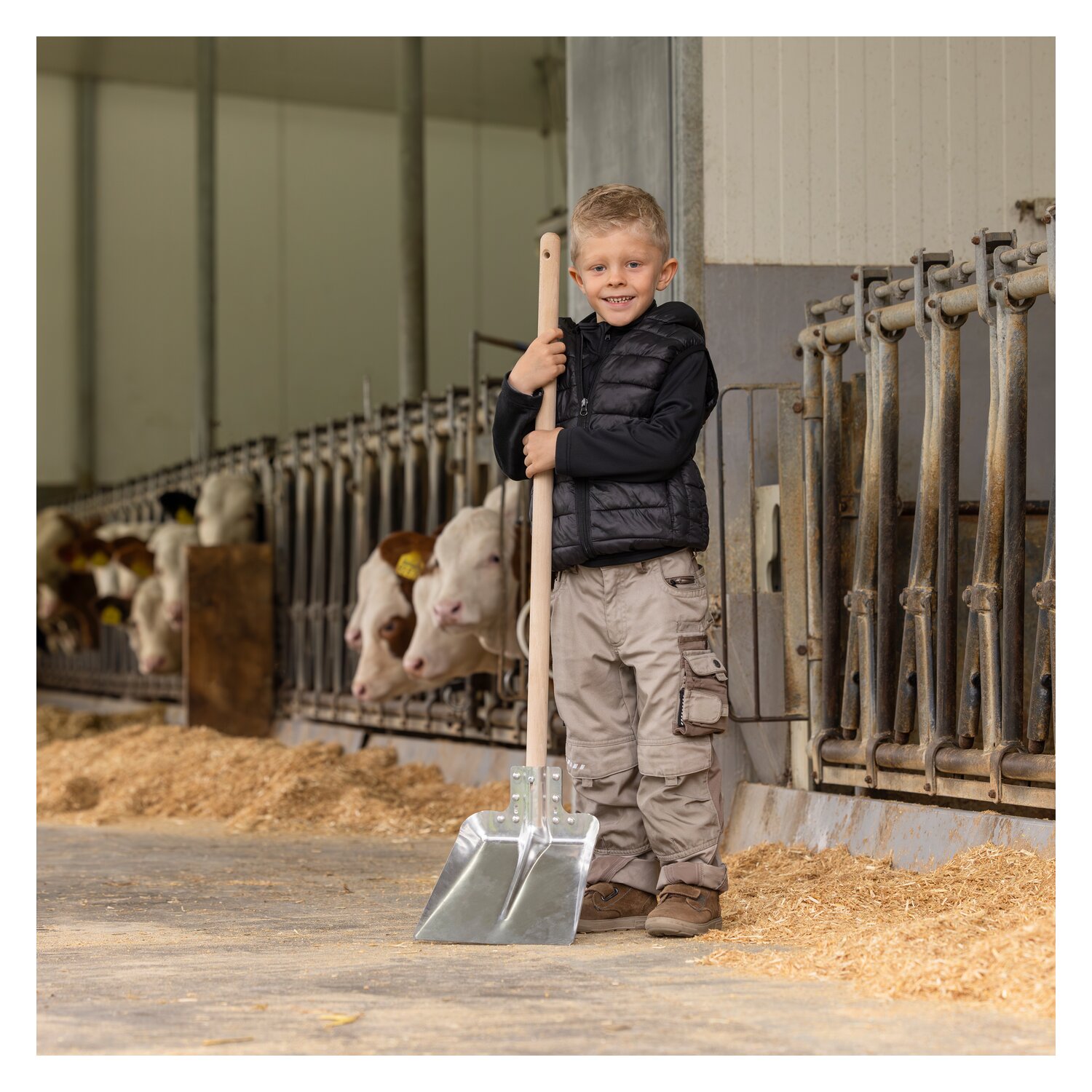 KERBL Mini-Aluschaufel mit Stiel – Ansicht 2