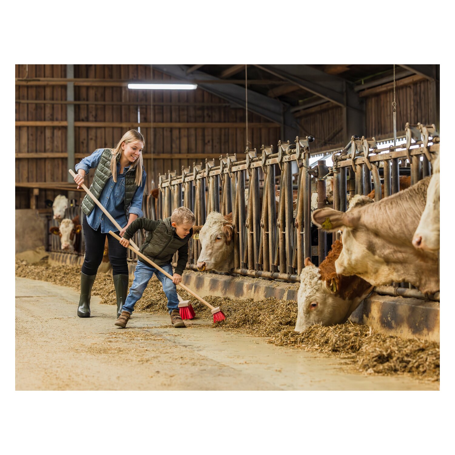 KERBL Mini-Straßenbesen mit Stiel – Ansicht 2