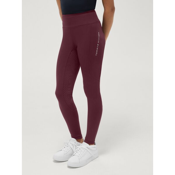 TOMMY HILFIGER EQUESTRIAN rijlegging Devon, jonge ruiters 
