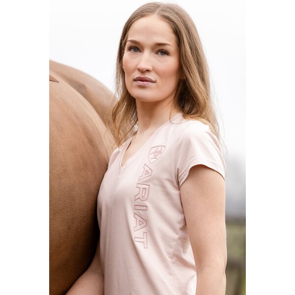 ARIAT T-shirt Vertical-Logo Tee voor dames 