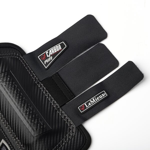LeMieux Core beenbeschermers Carbon Air XC, voor de achterbenen 