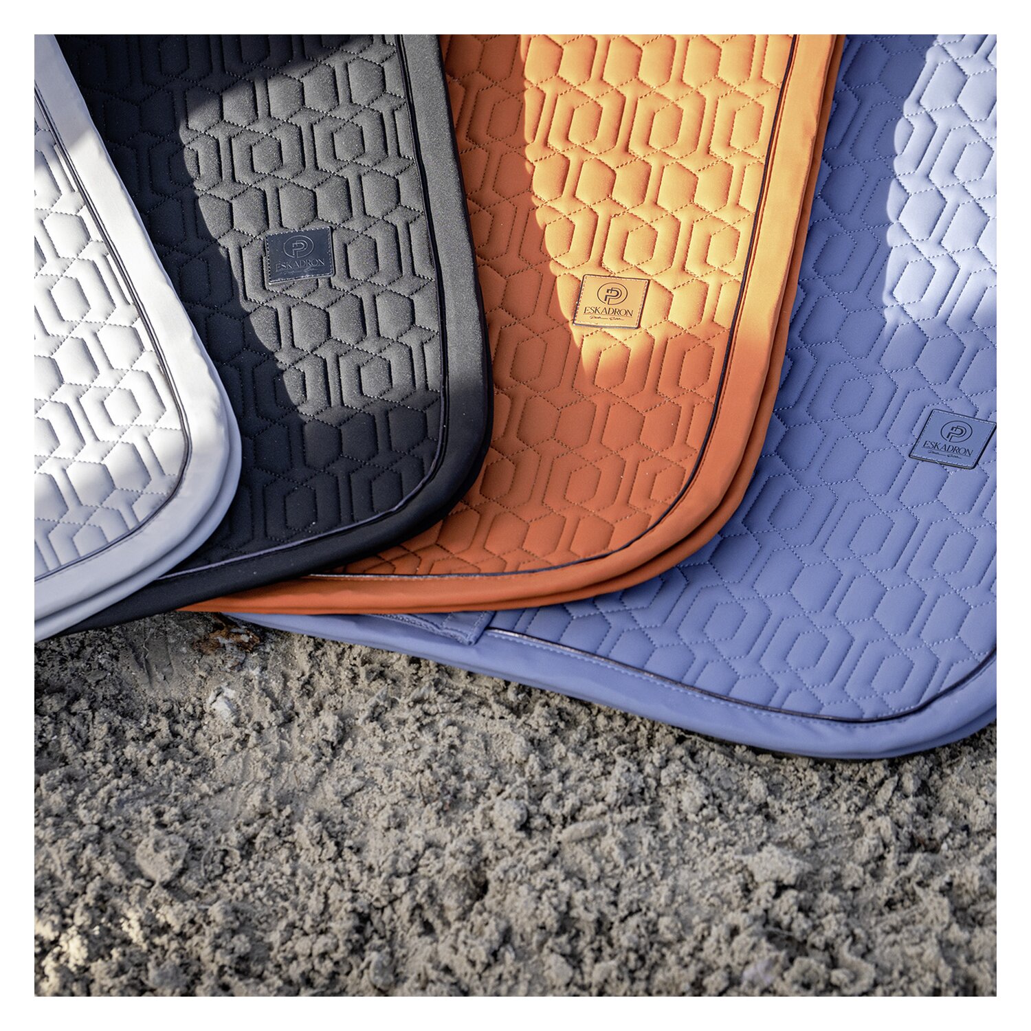 ESKADRON Platinum Schabracke Softshell Emblem &ndash; Ansicht 3