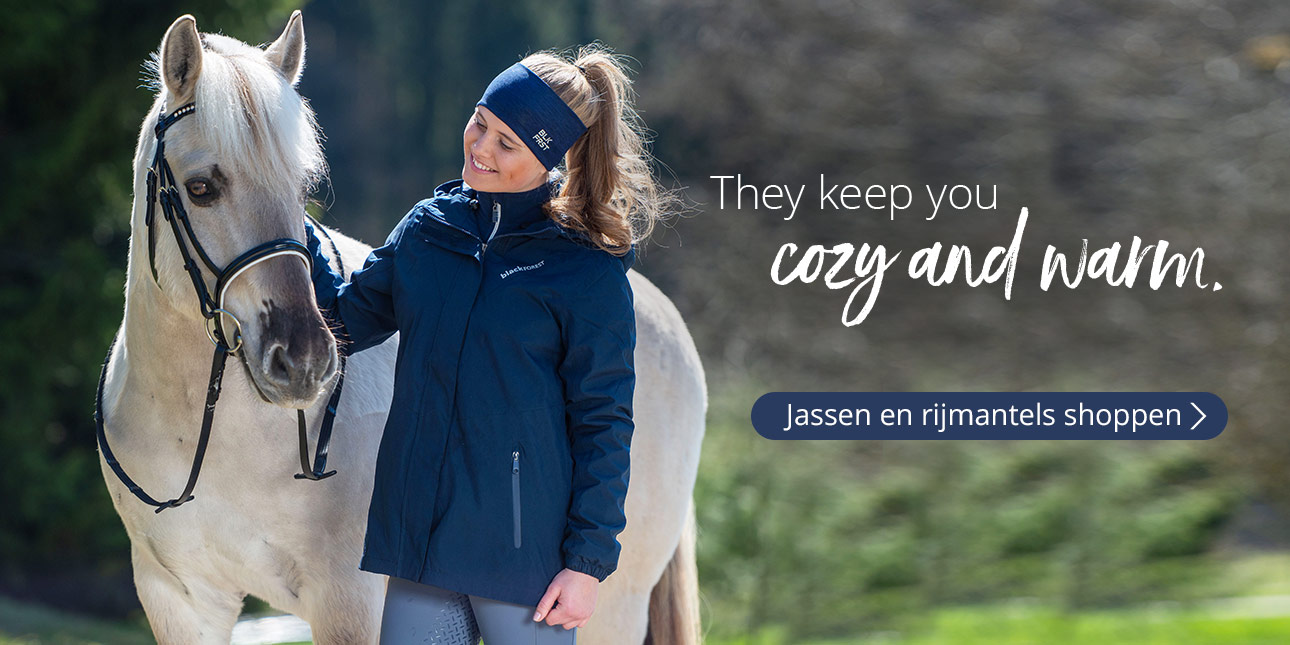 They keep you cozy and warm. Jassen en Rijmantels shoppen